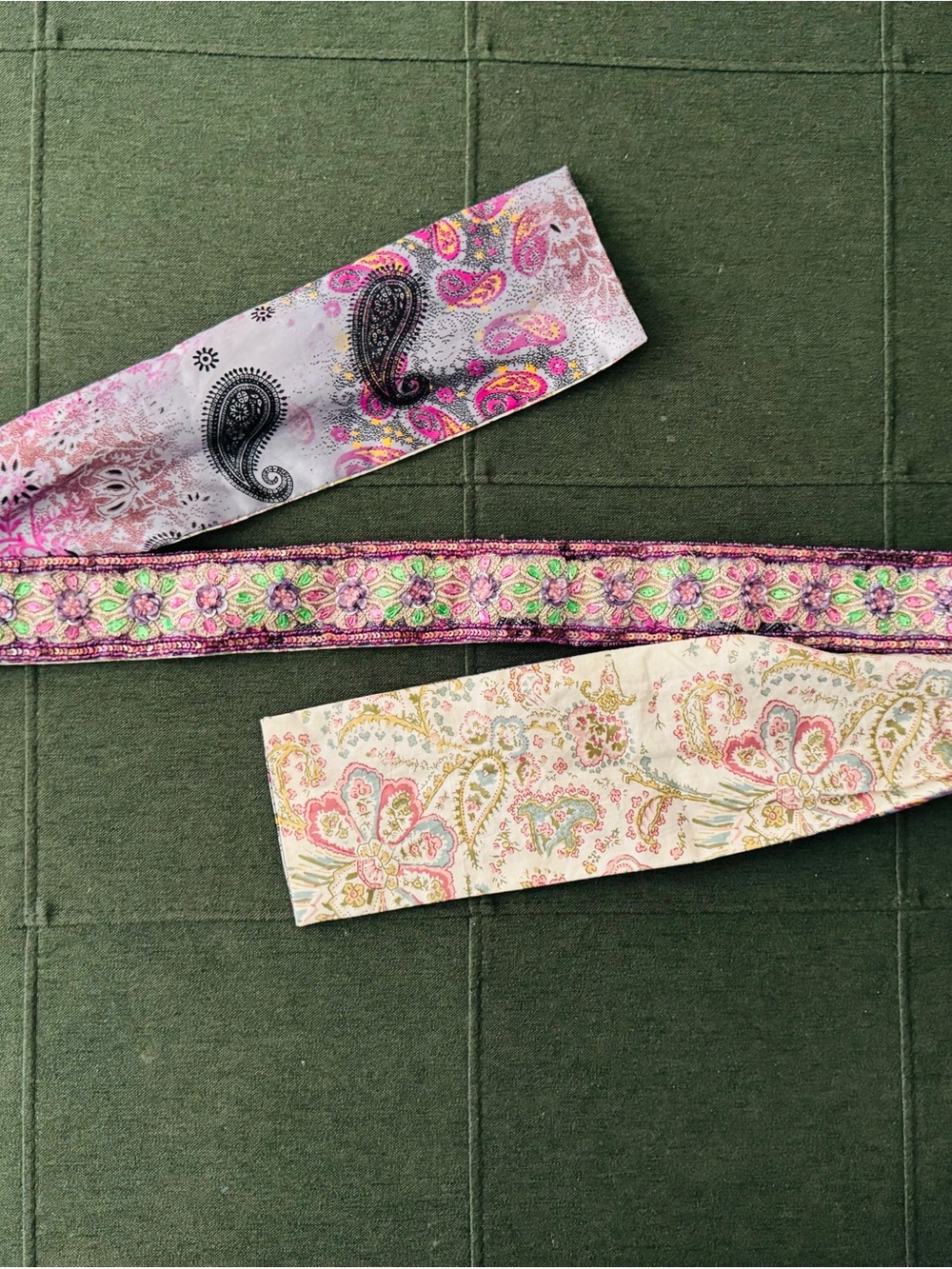 Embellished Paisley Ribbon Belt - Pink & Cream